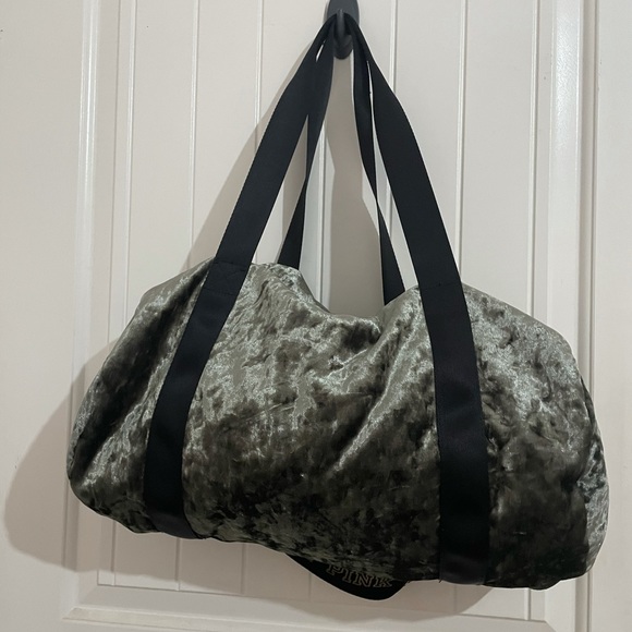 PINK Everyday Duffle - Picture 2 of 3